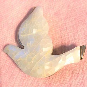 Crackled Design Dove of Peace Pin